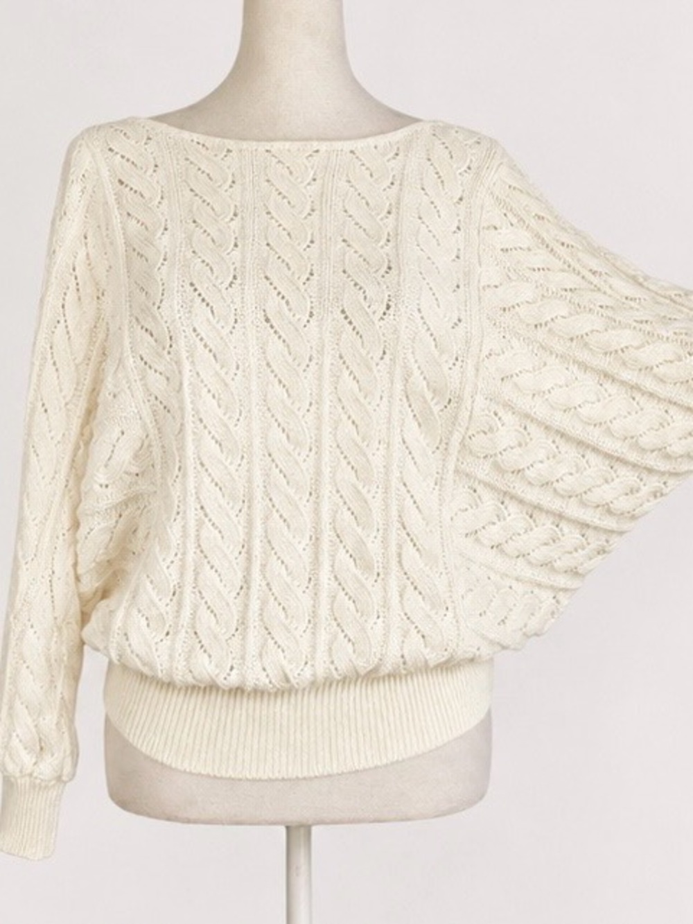 Vintage Ivory Cable Knit Dolman Sweater - Medium